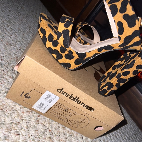 Charlotte Russe Leopard Suede Chunky Heel - Picture 6 of 11